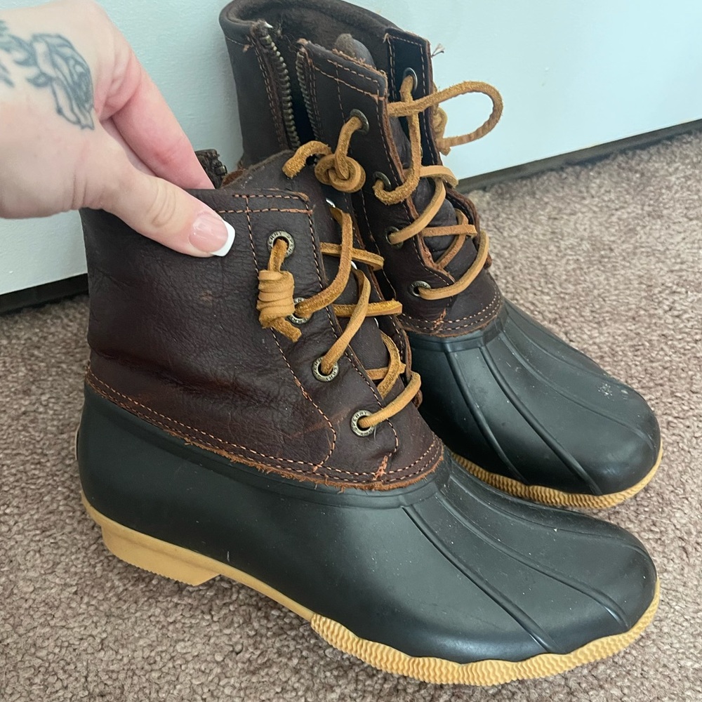 sperry duck boots